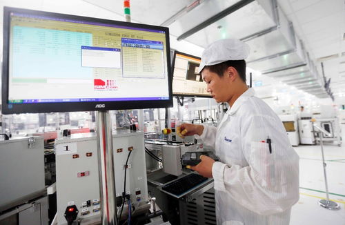 视线探秘 国内首个手机“无人工厂”背后的进出口密码